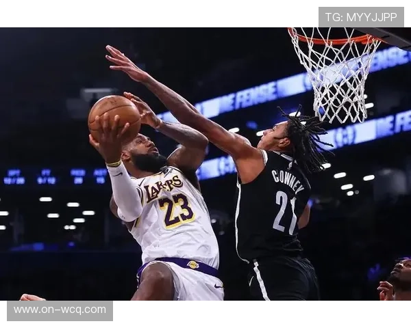 湖人主场对阵篮网，詹姆斯组织能力成关键